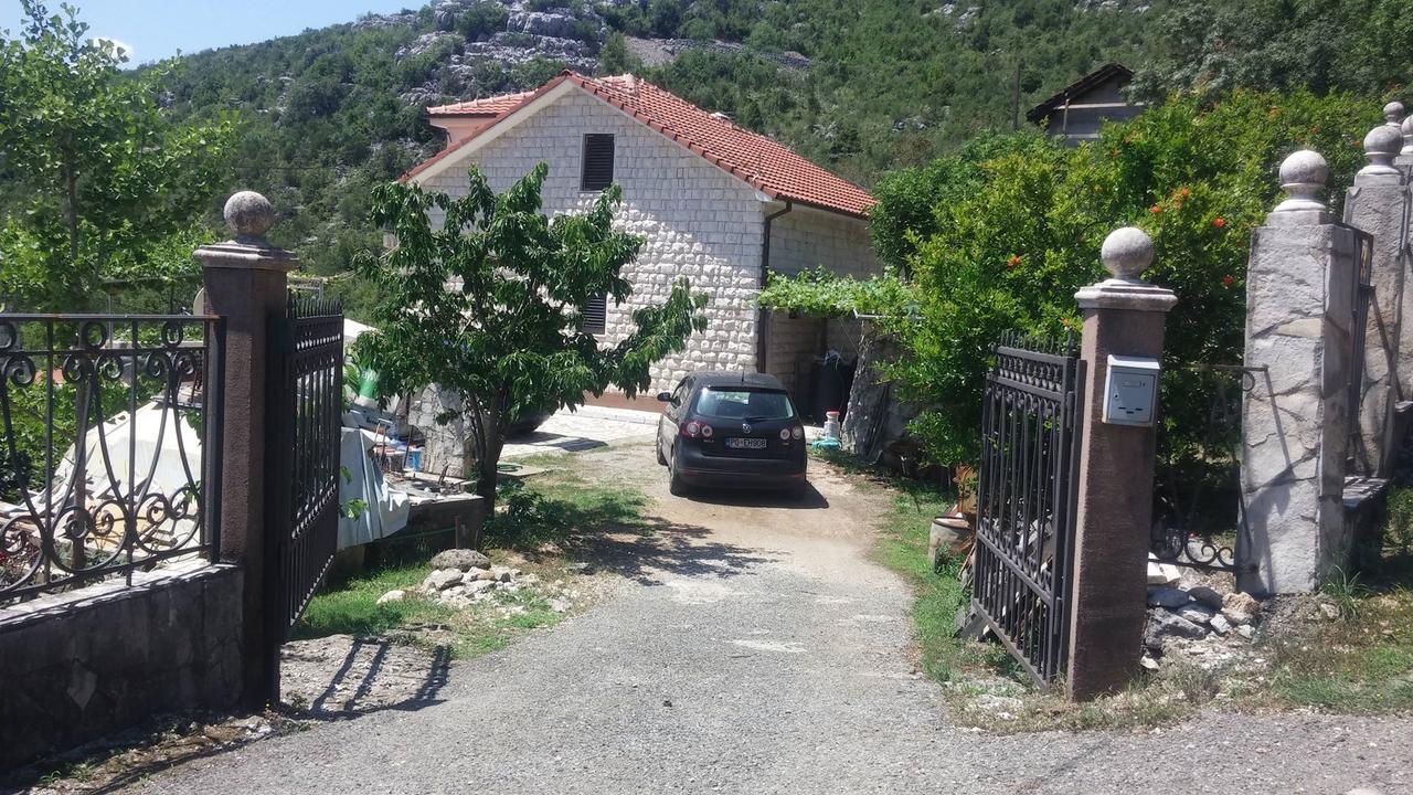 Skadar Lake - Karuc Apartments Εξωτερικό φωτογραφία